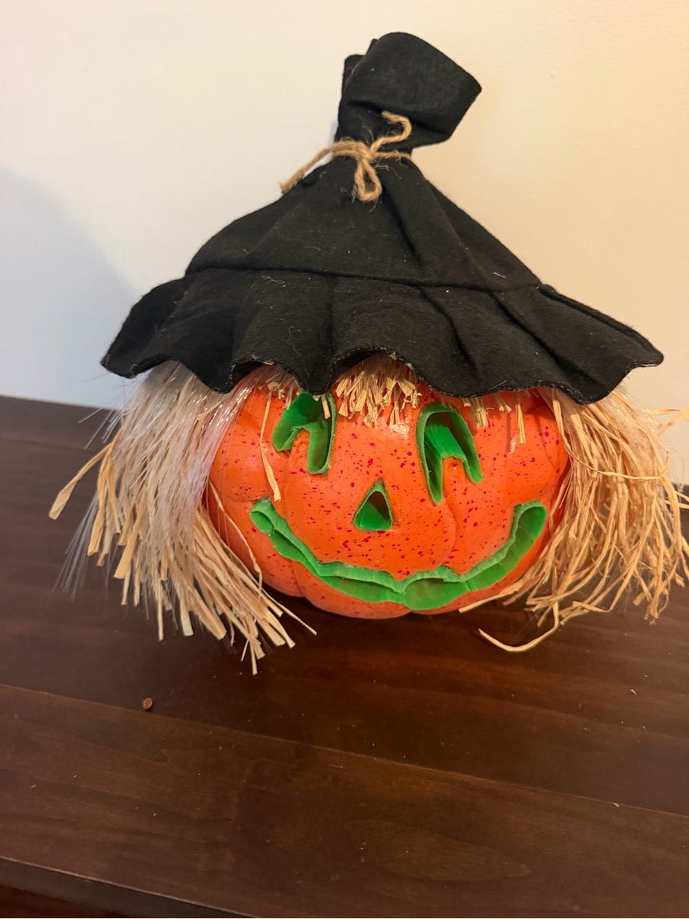 Vintage Pumpkin Halloween Décor with Black Witch Hat